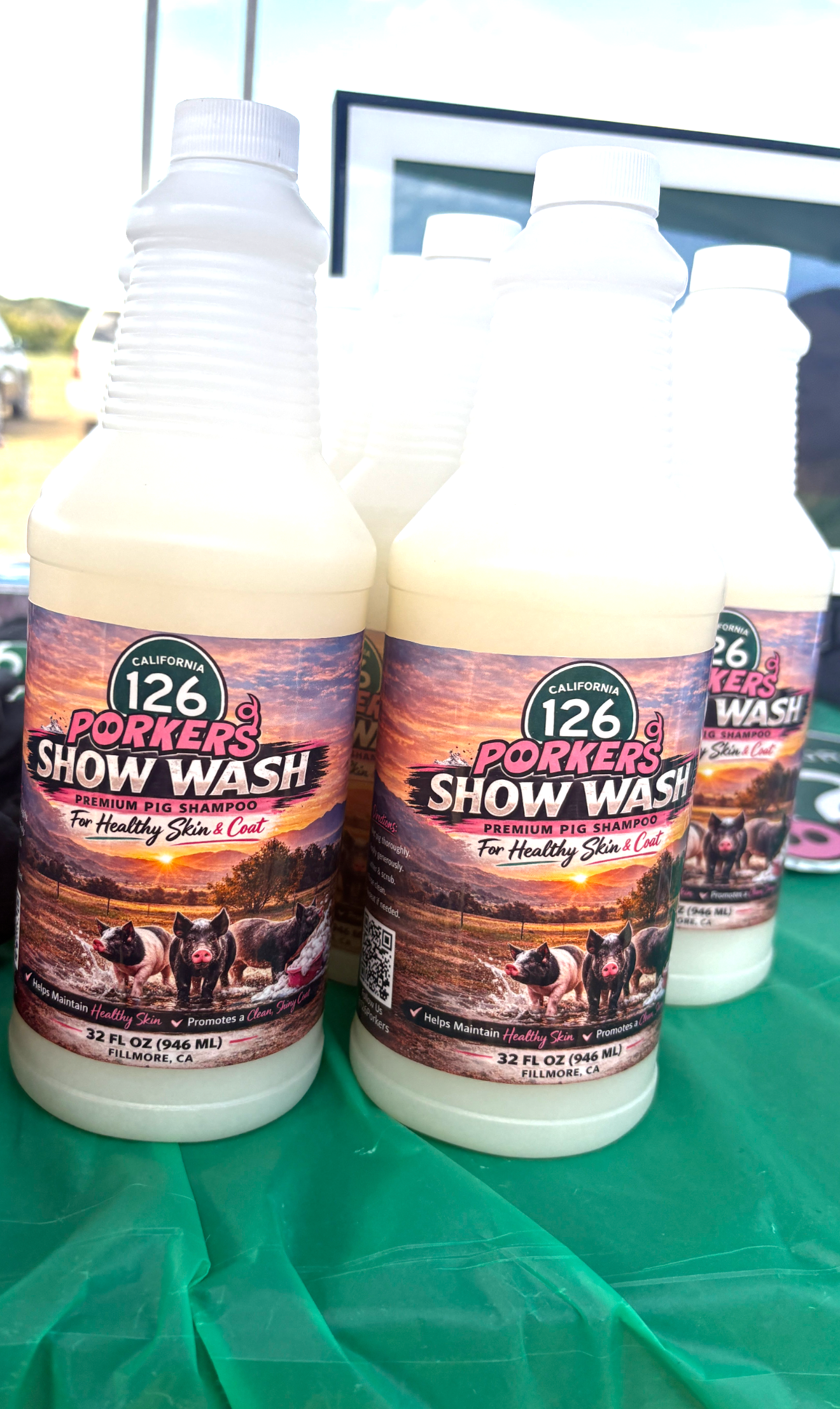 126 Porkers Show Wash